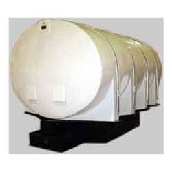 3400 Gallon Plastic Horizontal Leg Tank w/ Baffle